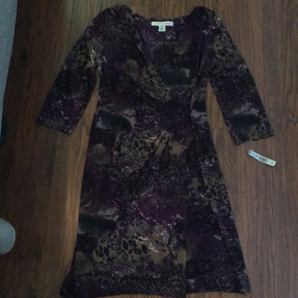 Women’s Wrap-around Dress